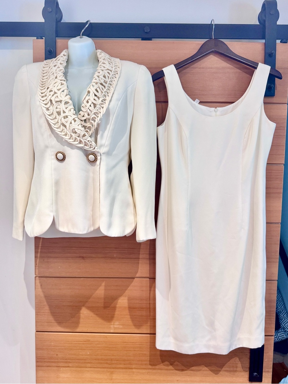 🐚NAHDREE🐚 WOVEN CAGE LAPEL JEWEL BUTTON SCALLOP HEM JACKET SHEATH DRESS SUIT SET